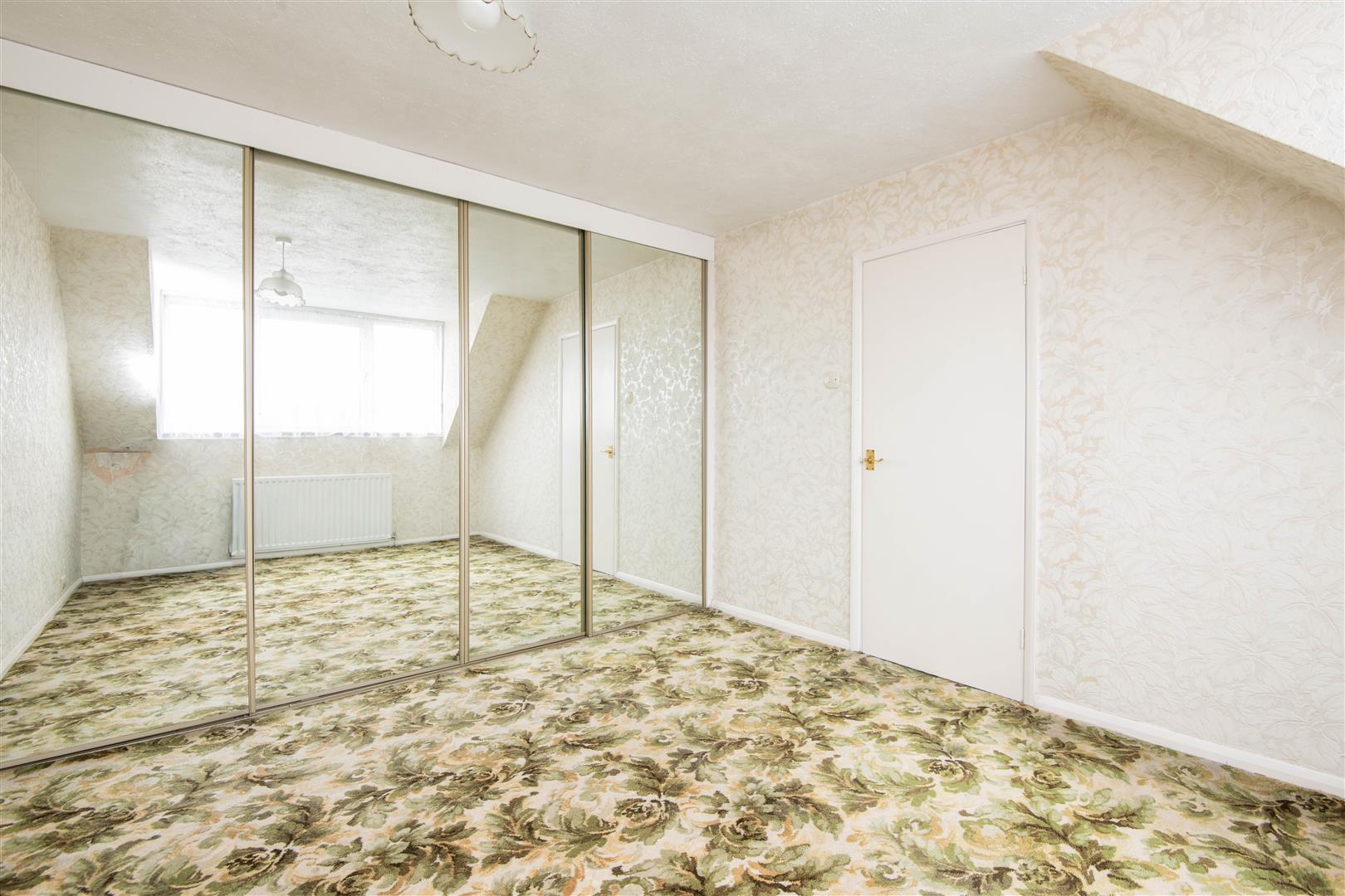 2 bed property in Liverpool Old Road, Preston